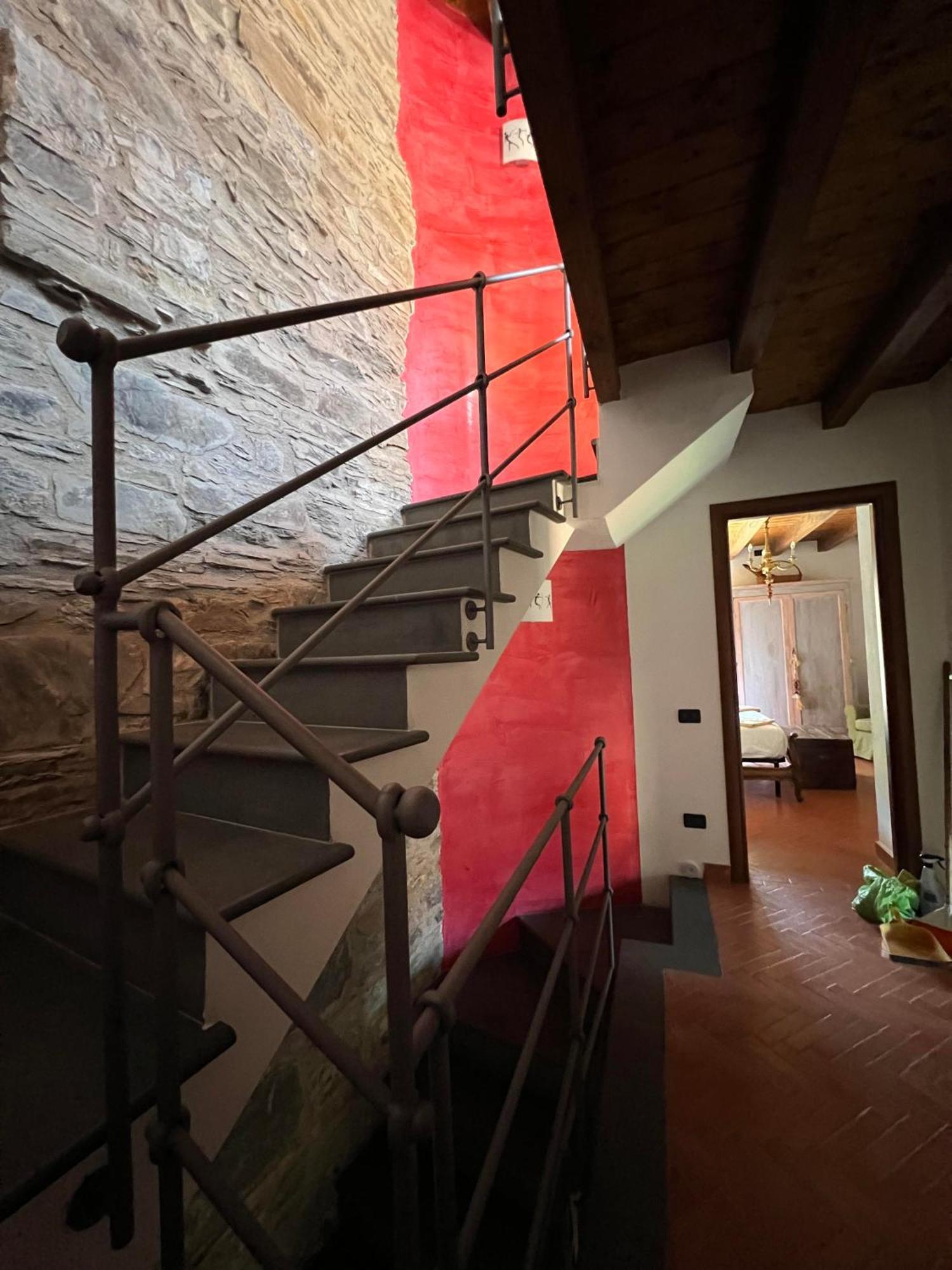 Casa Boru - A Beautiful Fully Restored Spacious House With Fantastic Views Calice al Cornoviglio Zewnętrze zdjęcie